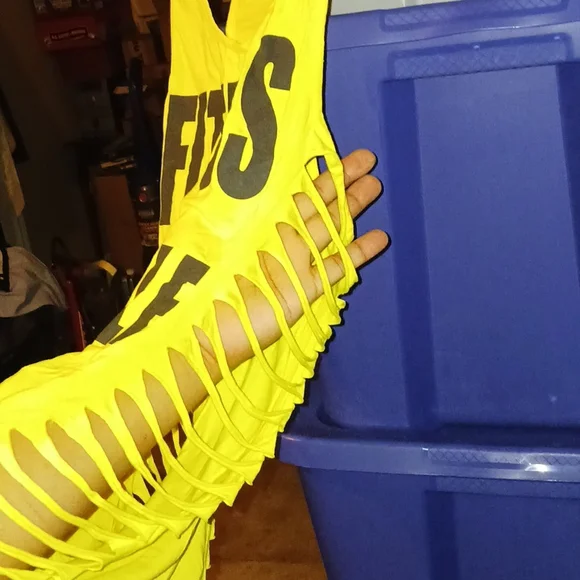 Top - Picture 3 of 3